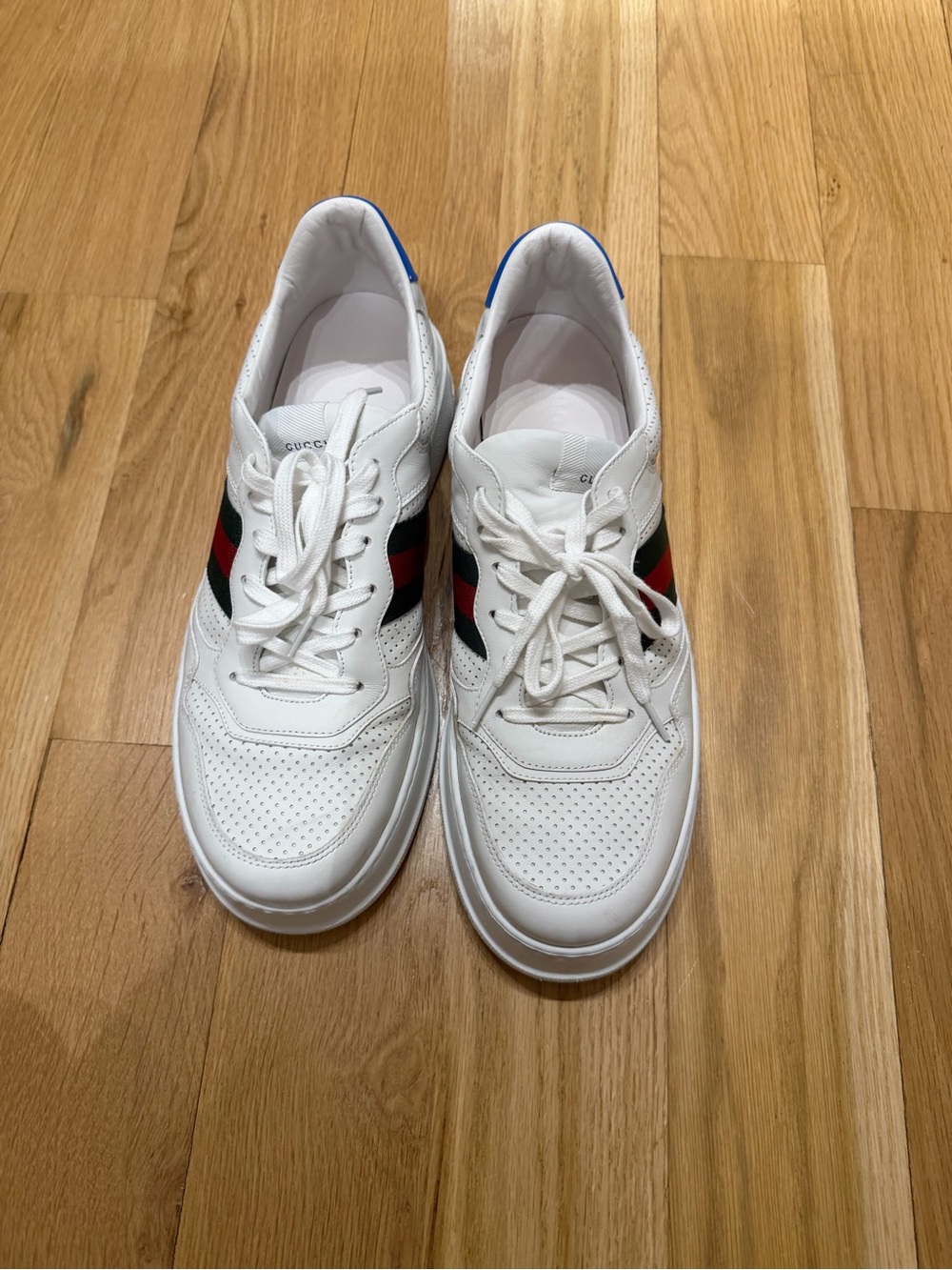 Gucci White Leather Sneakers with Red & Green Web Stripe